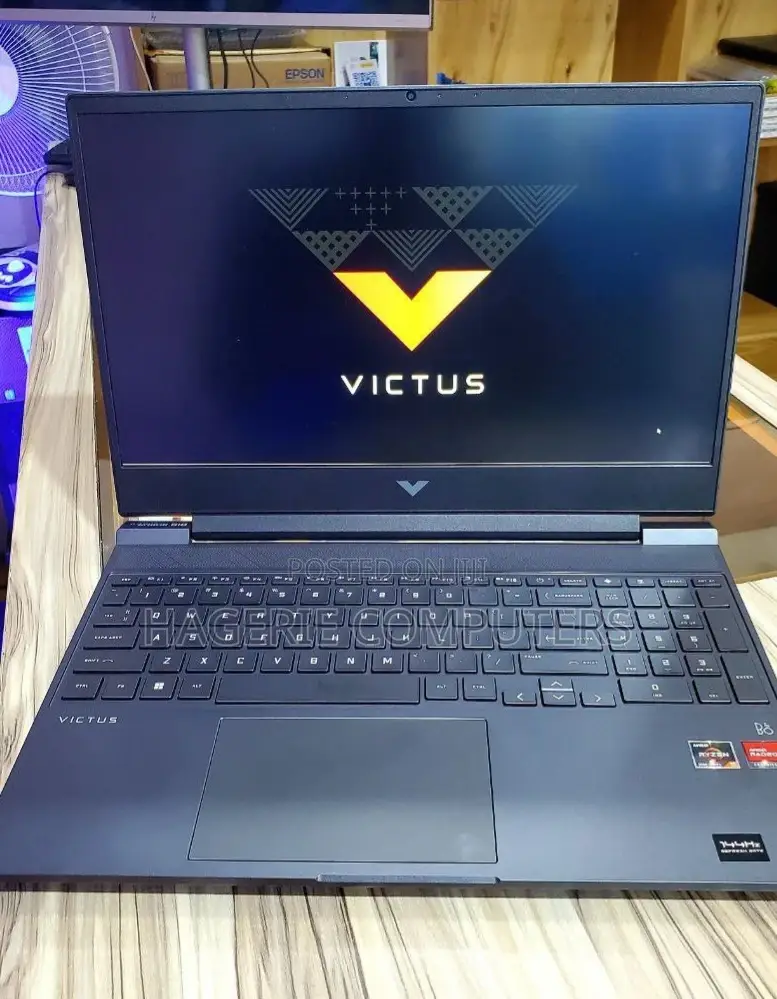 New Laptop HP Victus 15 16GB AMD Ryzen 5 SSD 512GB