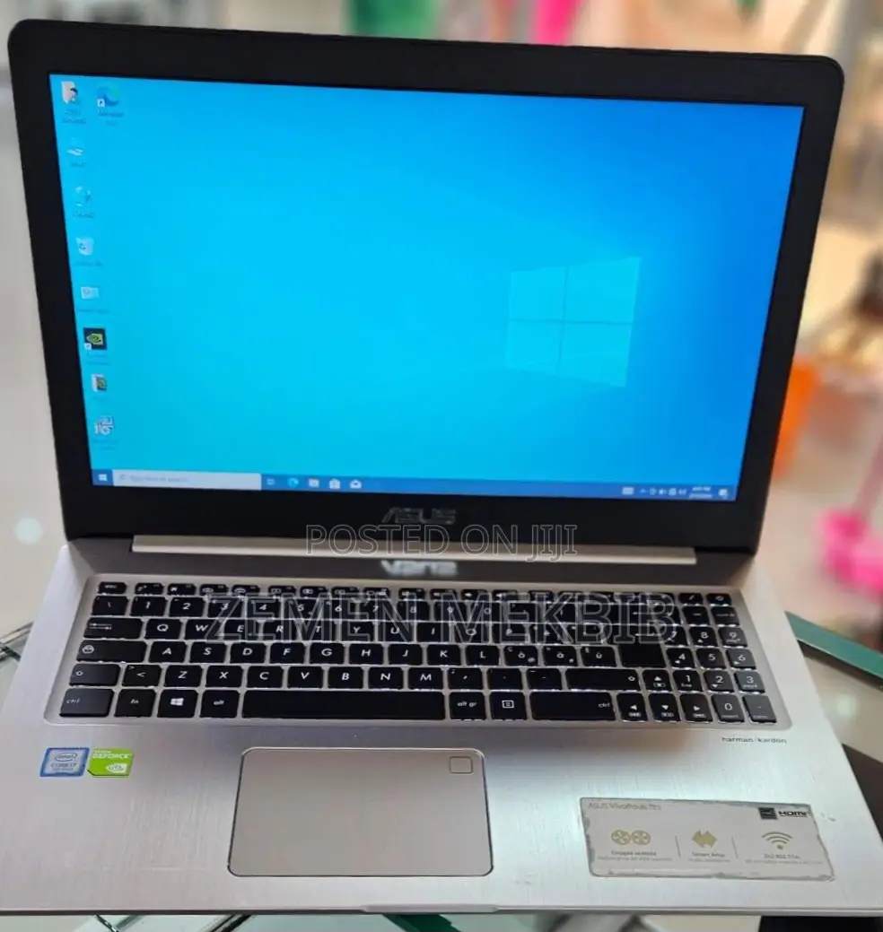 New Laptop Asus 8GB Intel Core I7 HDD 1T