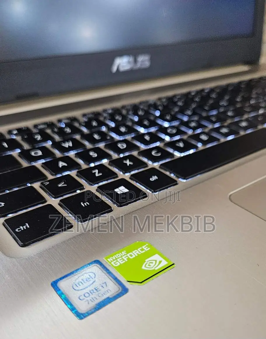 New Laptop Asus 8GB Intel Core I7 HDD 1T