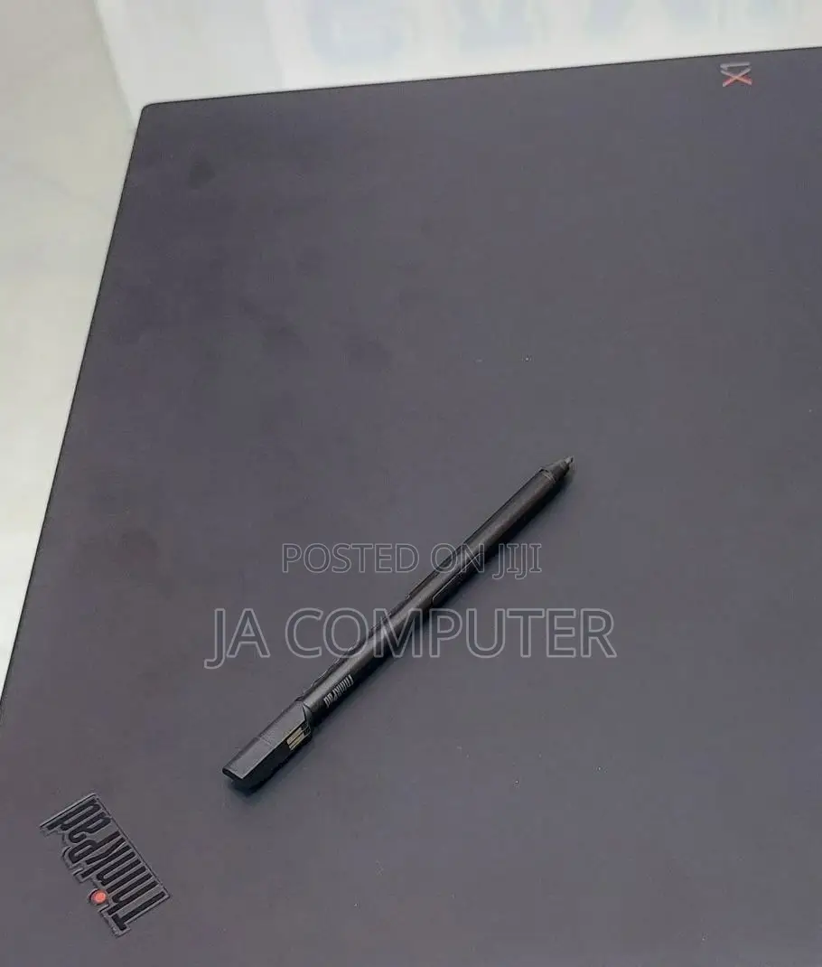 New Laptop Lenovo ThinkPad X380 Yoga 8GB Intel Core I7 SSD 512GB