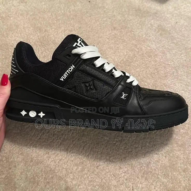 High Master Quality Louis Vuitton Trainer's Low Cut Shoes