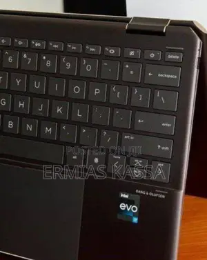 Photo - New Laptop HP Spectre X360 13 16GB Intel Core I7 SSD 512GB