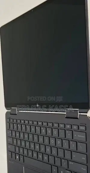 New Laptop HP Spectre X360 13 16GB Intel Core I7 SSD 512GB