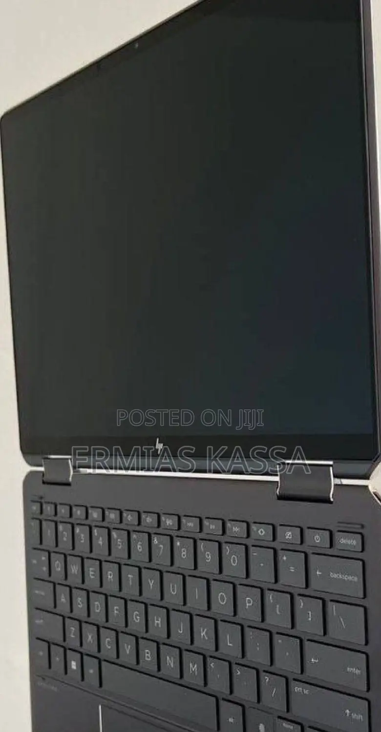New Laptop HP Spectre X360 13 16GB Intel Core I7 SSD 512GB