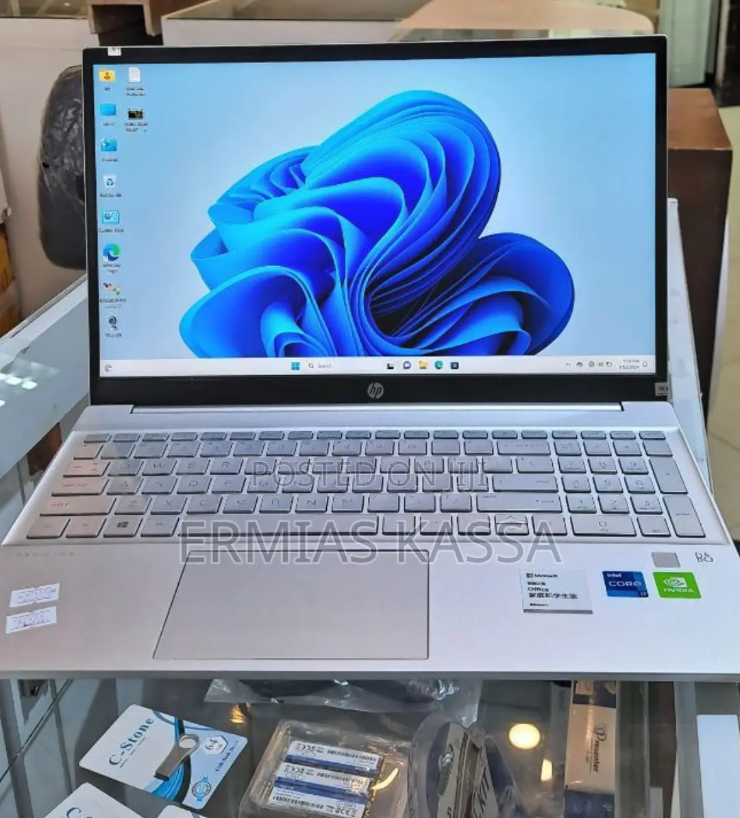 New Laptop HP Pavilion 15 16GB Intel Core I7 SSD 512GB