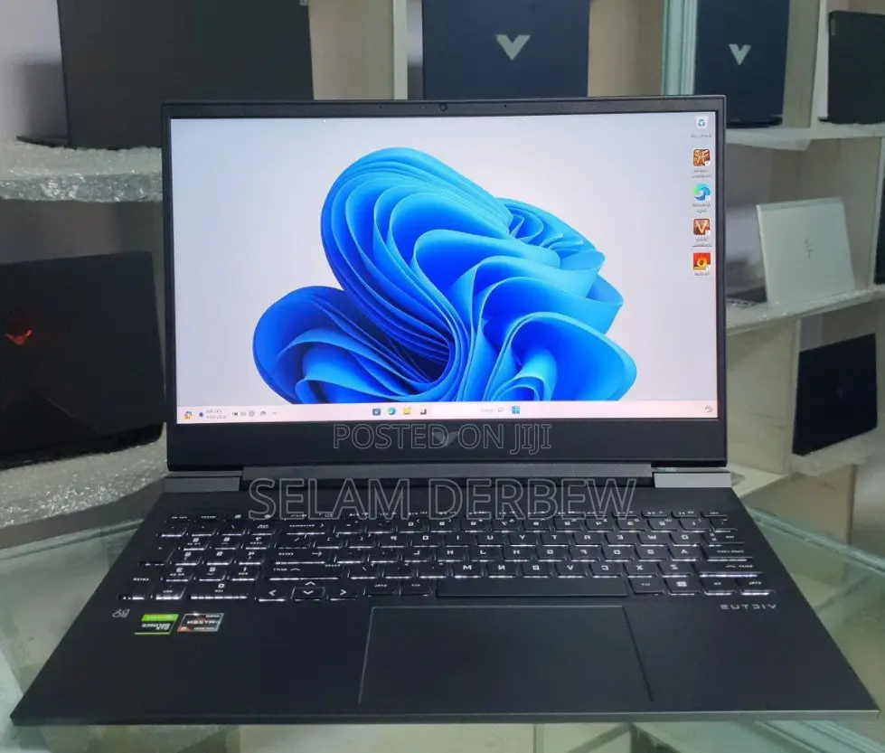 New Laptop HP Victus 16 8GB AMD Ryzen 5 SSD 512GB