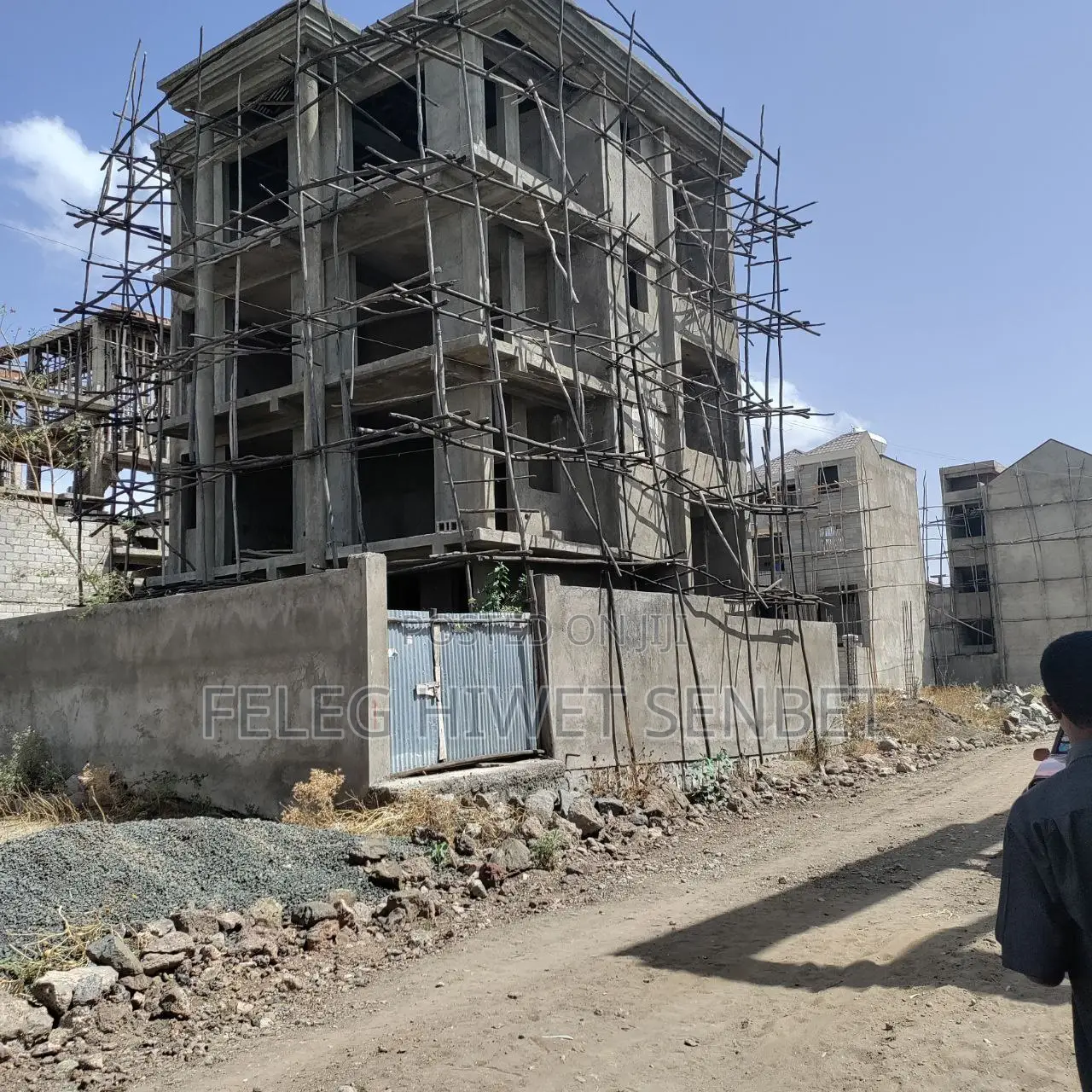 የሚሸጥ ጂ+3ፊኒሺግ