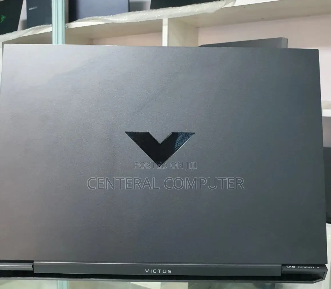 New Laptop HP 8GB AMD Ryzen 5 SSD 512GB