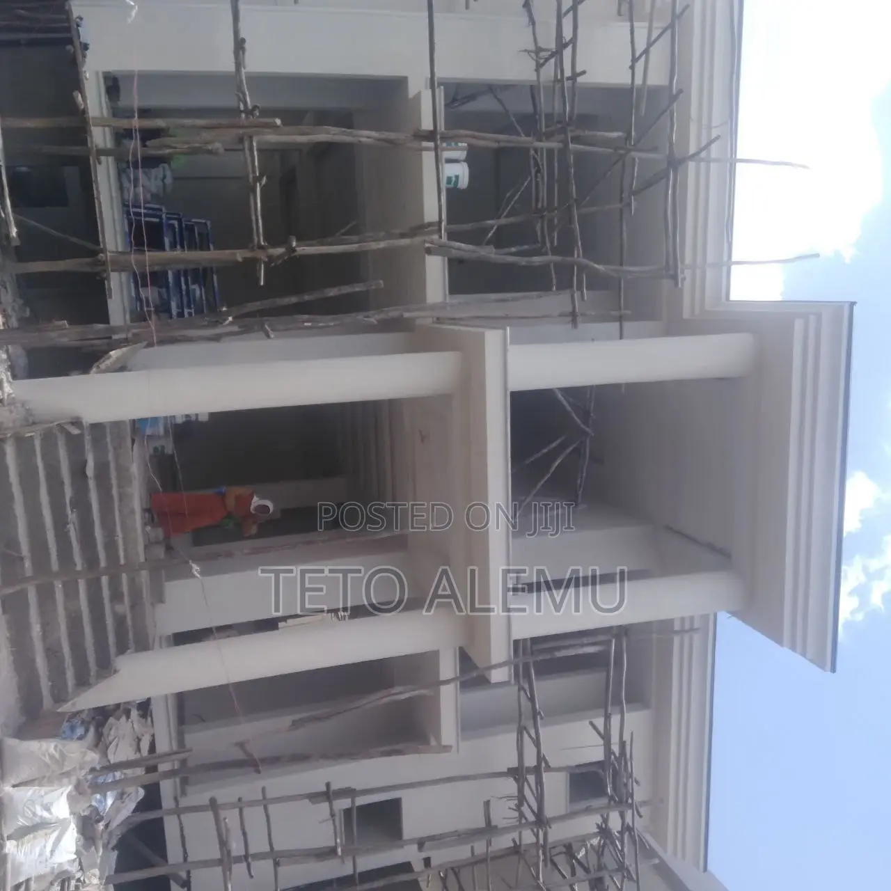 6bdrm House in የሚሸጥ ቤት መገናኛ አካባቢ, Yeka for sale
