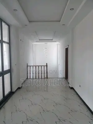 11bdrm House in የሚሸጥ ቤት አያት ኮምፓውድ, Bole for sale