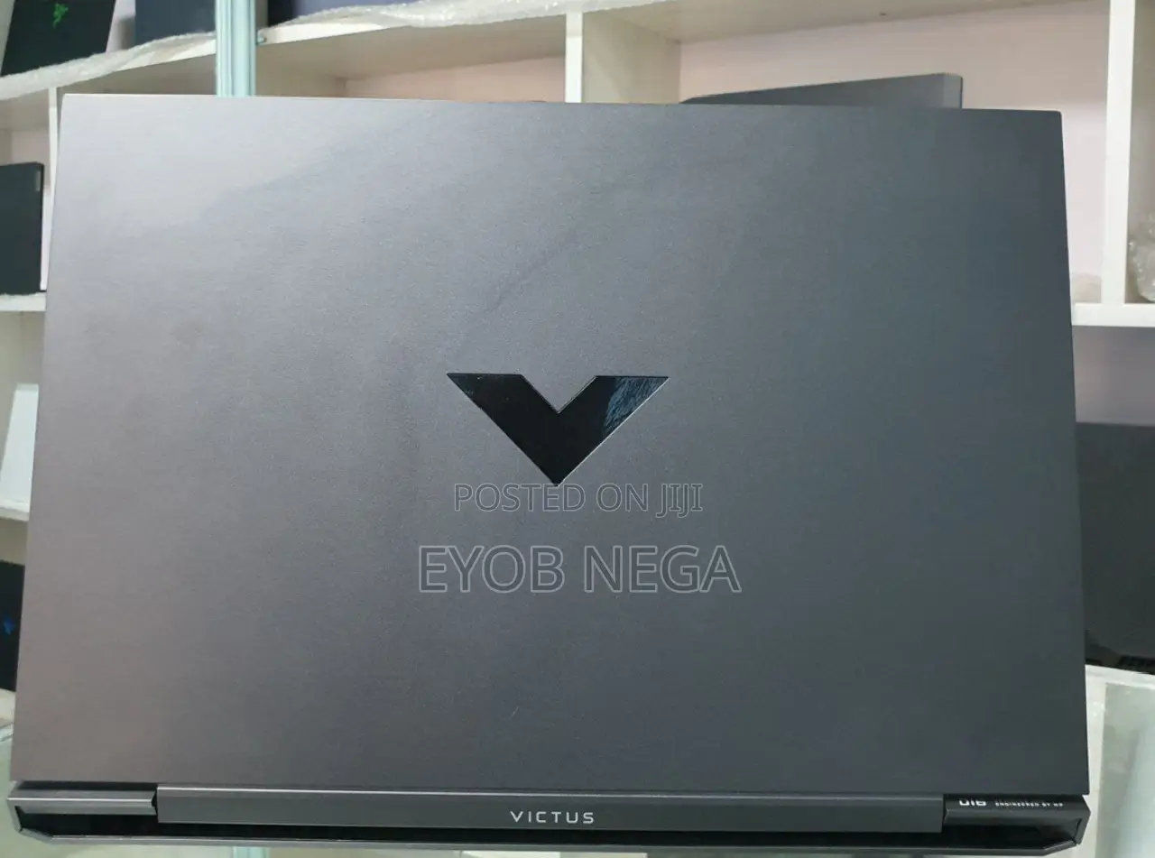 New Laptop HP Victus 16 8GB AMD Ryzen 5 SSD 512GB