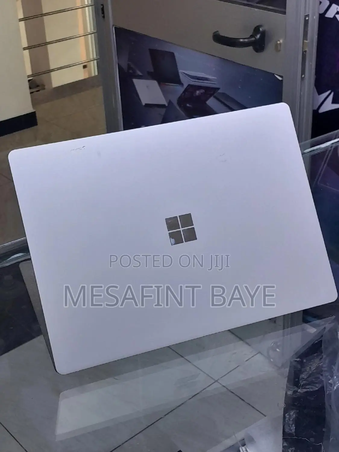 New Laptop Microsoft Surface 16GB Intel Core I7 SSD 512GB