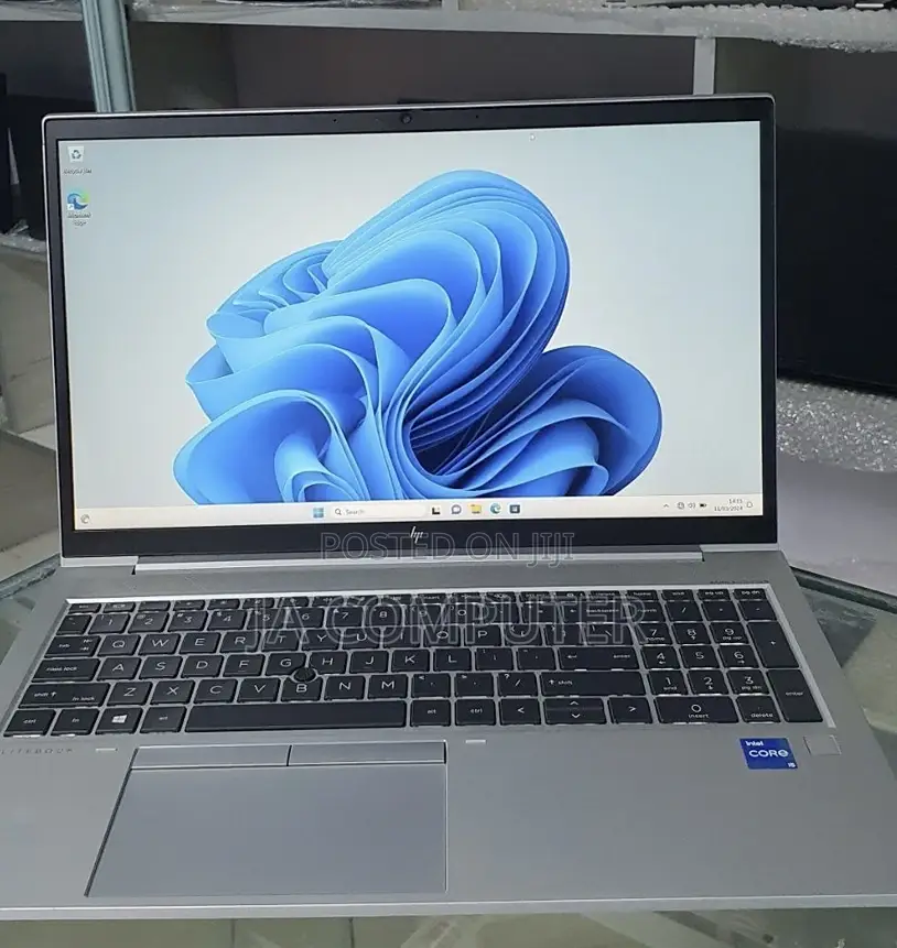 New Laptop HP EliteBook 850 G8 16GB Intel Core I5 SSD 512GB