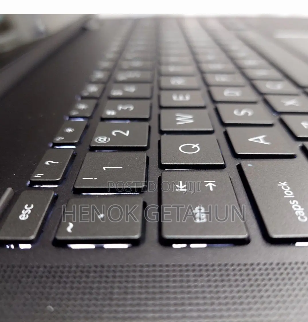 New Laptop HP Envy X360 16GB AMD Ryzen 7 SSD 512GB