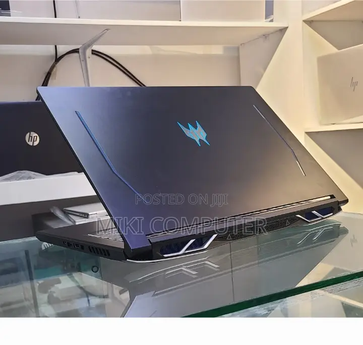 New Laptop Acer Predator Helios 300 16GB Intel Core I9 SSD 1T