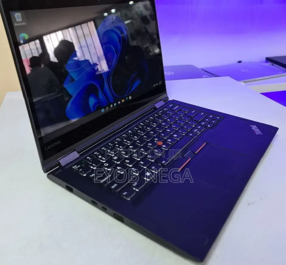 New Laptop Lenovo ThinkPad Yoga 370 8GB Intel Core I7 SSD 512GB