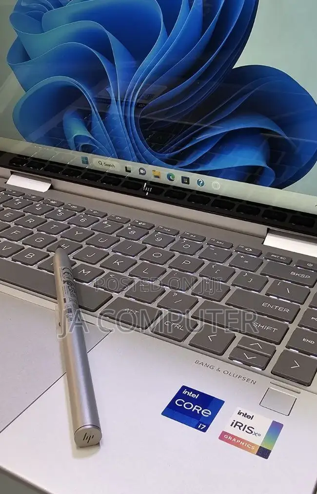 New Laptop HP Envy X360 16GB Intel Core I7 SSD 1T