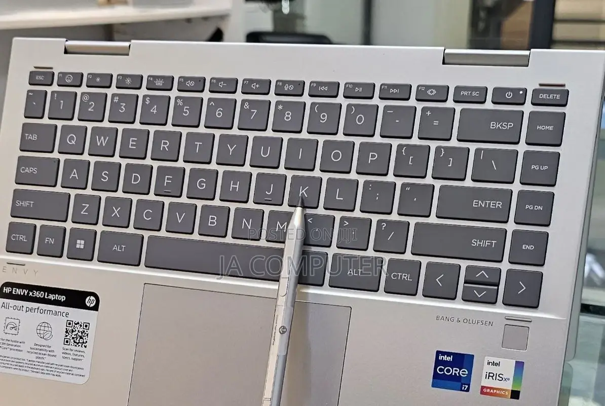 New Laptop HP Envy X360 16GB Intel Core I7 SSD 1T
