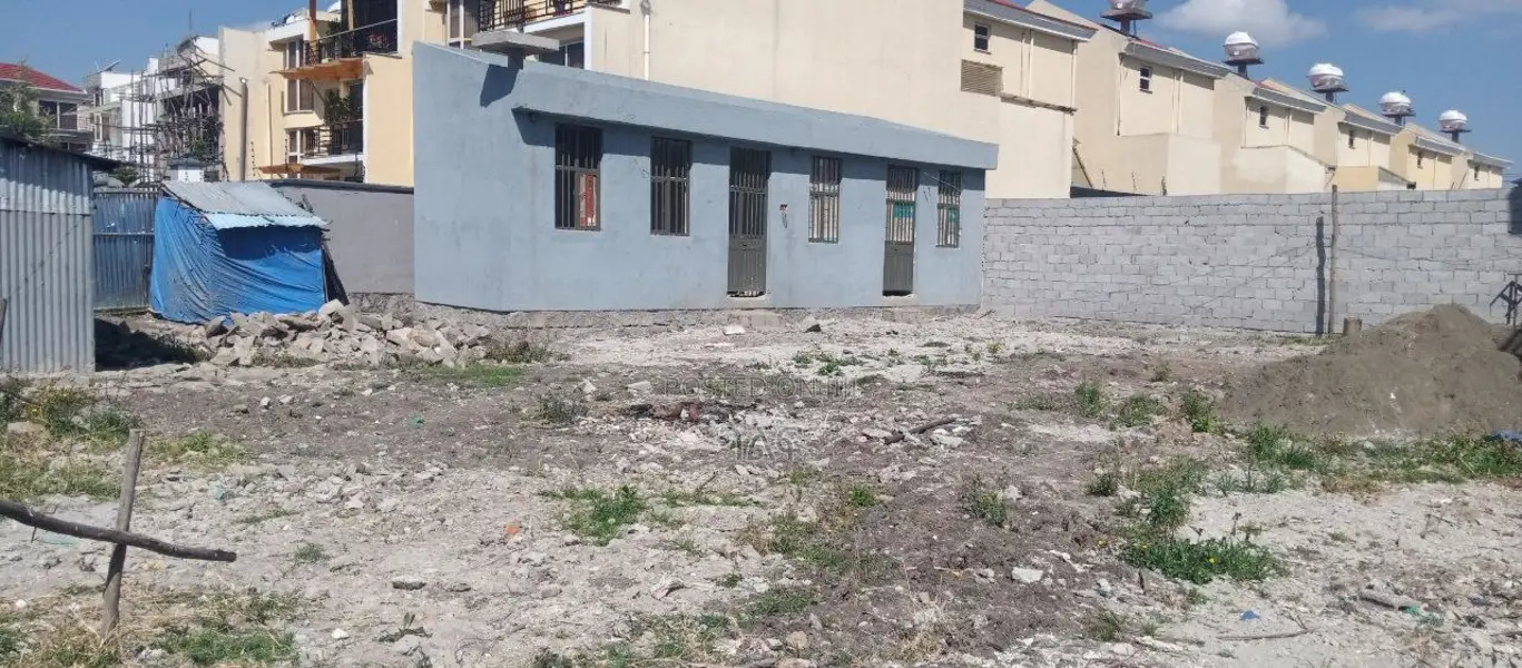 የሚሸጥ ቦታ ዋና አስፓልት መንገድ ላይ ! ፌጋ አካባቢ በካርታ 500