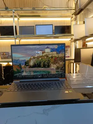 New Laptop HP Victus 15 8GB AMD Ryzen 5 SSD 1T