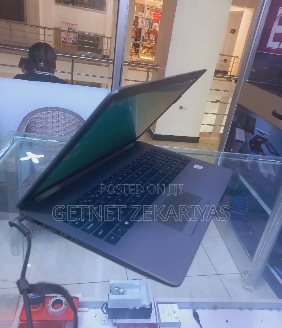New Laptop HP Stream Notebook 8GB Intel Core I7 SSD 512GB