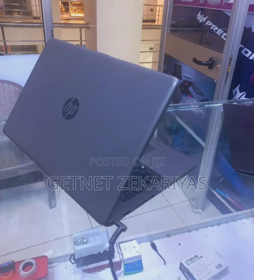 New Laptop HP Stream Notebook 8GB Intel Core I7 SSD 512GB