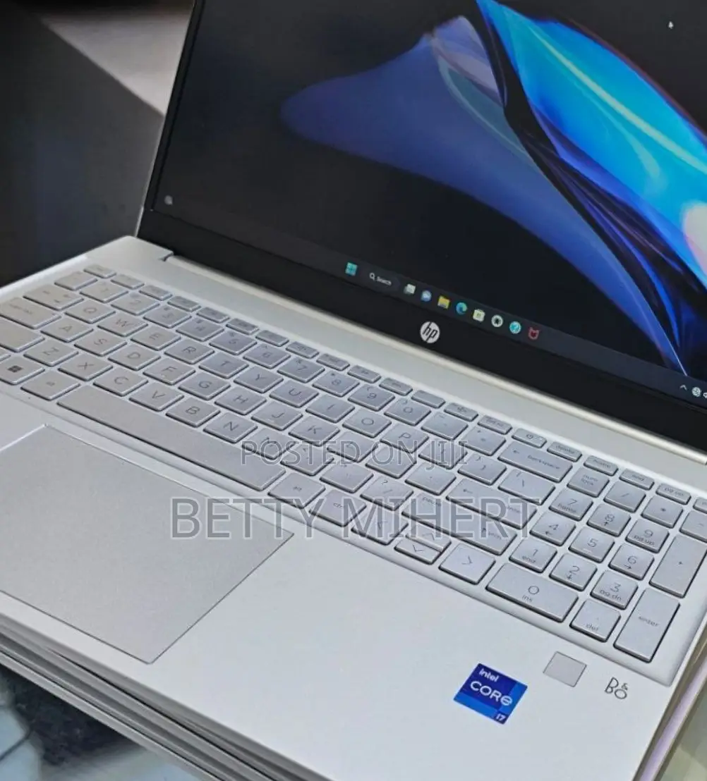 New Laptop HP Pavilion 15 16GB Intel Core I7 SSD 512GB