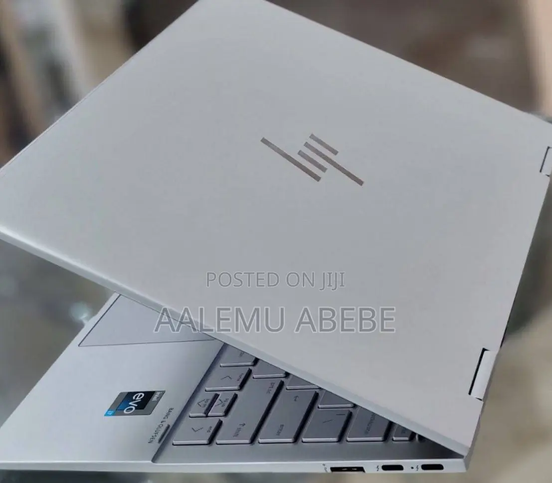 New Laptop HP Envy X360 8GB Intel Core I7 SSD 512GB