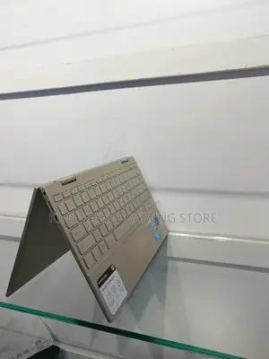 New Laptop HP Envy X360 8GB Intel Core I7 SSD 512GB