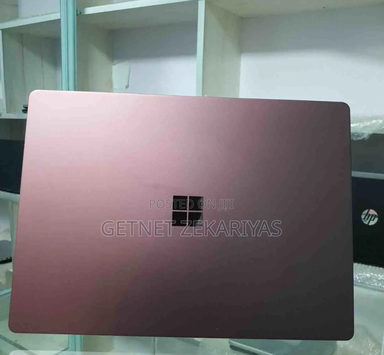 New Laptop Microsoft Surface 8GB Intel Core I5 SSD 256GB