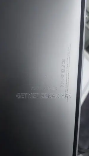 New Laptop Apple MacBook Pro 8GB Intel Core I7 SSD 256GB