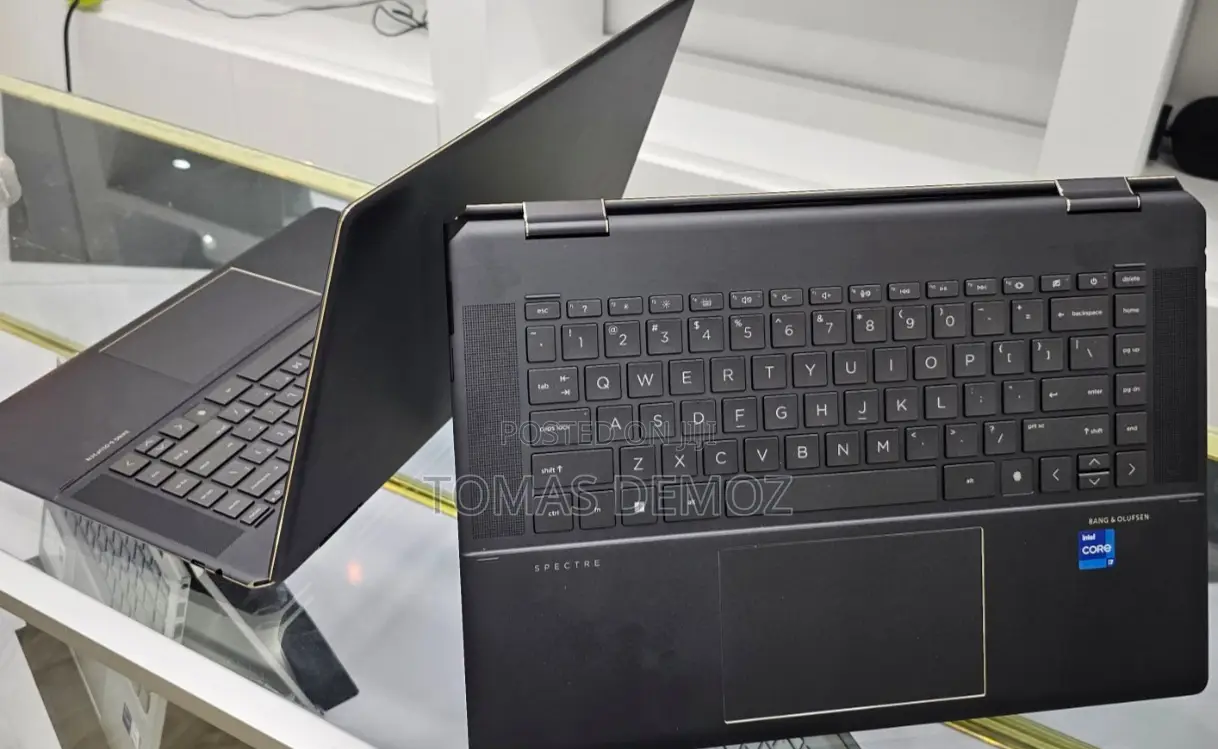 New Laptop HP Spectre X360 16GB Intel Core I7 SSD 512GB