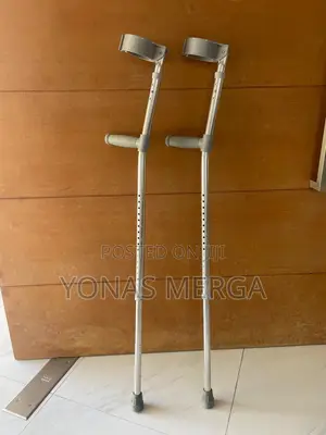 Photo - Aluminium Crutches _Mono Pod Elbow Crutch
