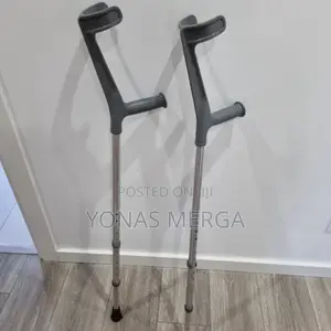 Aluminum Crutch With Non-Slip Rubber Feet