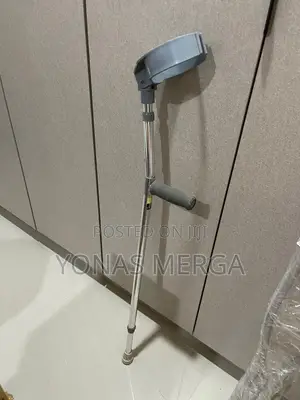 Photo - Ergonomic Crutches: Compression-Resistant and Wear-Resistant