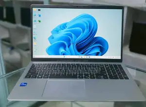 New Laptop Dell 16GB Intel Core I5 SSD 512GB