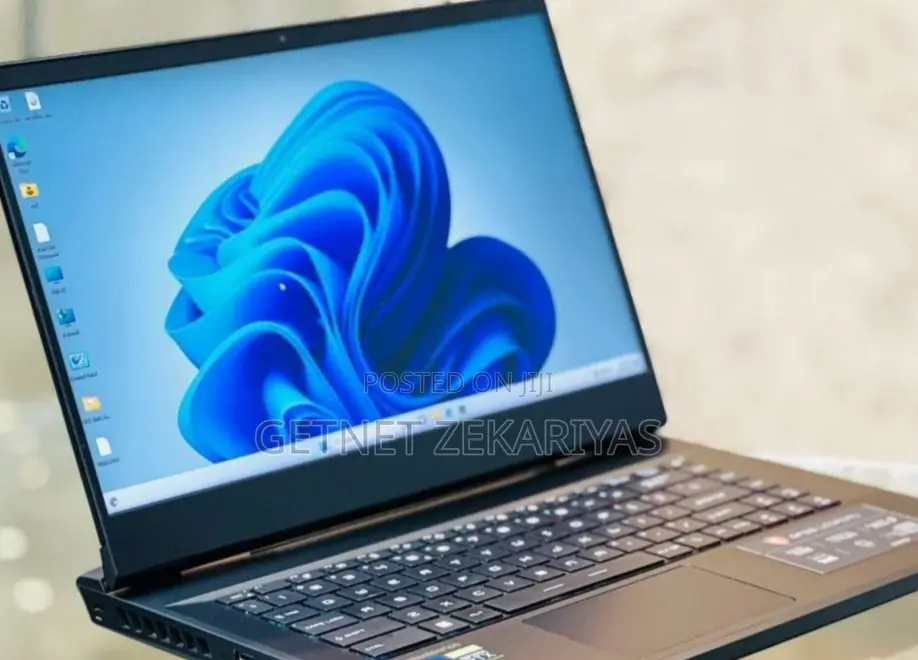 New Laptop MSI GP75 Leopard 16GB Intel Core I7 SSD 1T