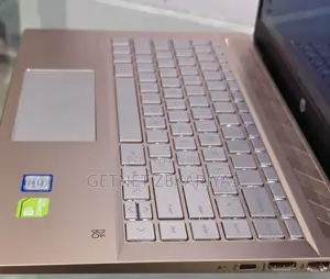 New Laptop HP Pavilion 15 8GB Intel Core I7 SSD 128GB