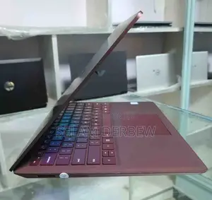 Photo - New Laptop Microsoft Surface 8GB Intel Core I5 SSD 256GB