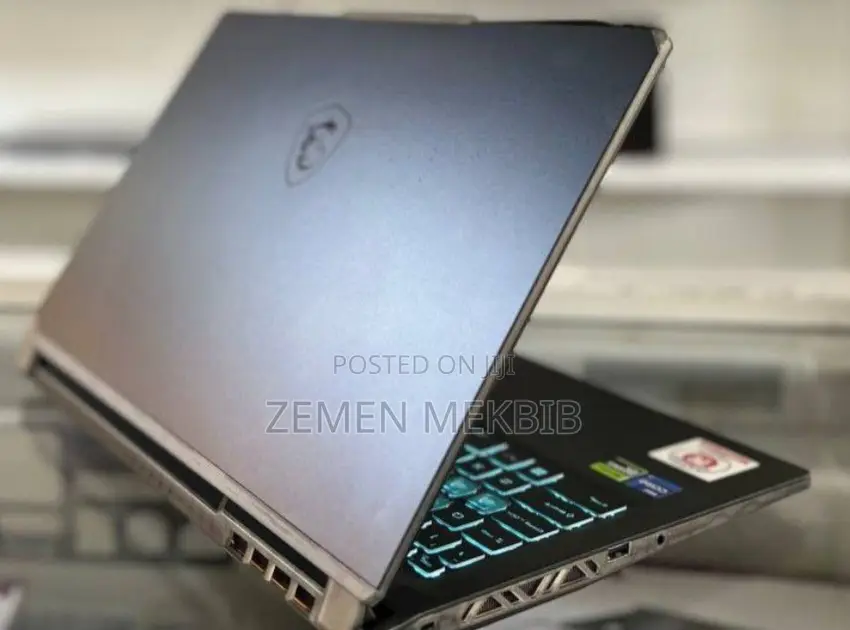 New Laptop MSI 16GB Intel Core I7 SSD 512GB