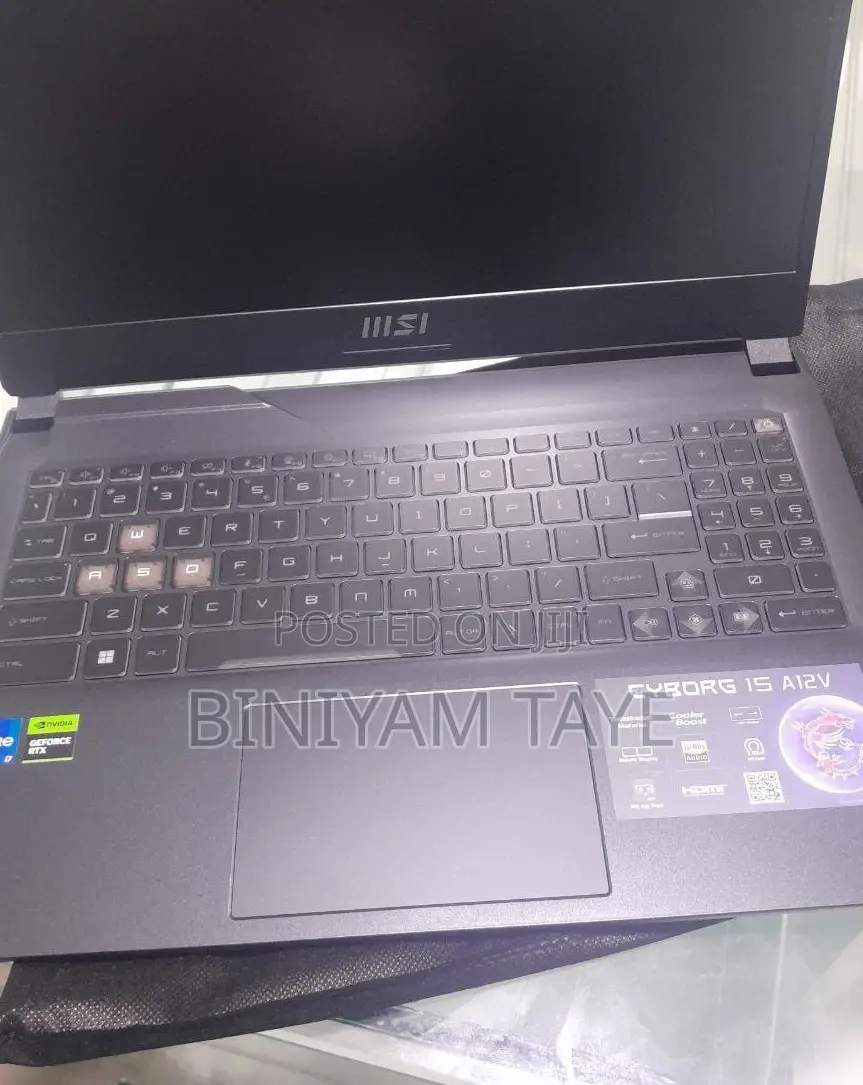 New Laptop MSI CR400 16GB Intel Core I7 SSD 512GB