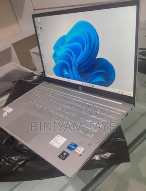 New Laptop HP Pavilion 15 16GB Intel Core I5 SSD 512GB