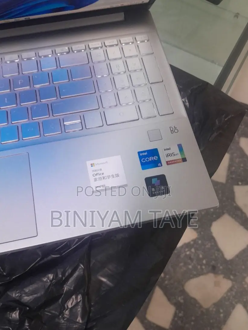 New Laptop HP Pavilion 15 16GB Intel Core I5 SSD 512GB