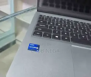 New Laptop Dell 16GB Intel Core I5 SSD 512GB