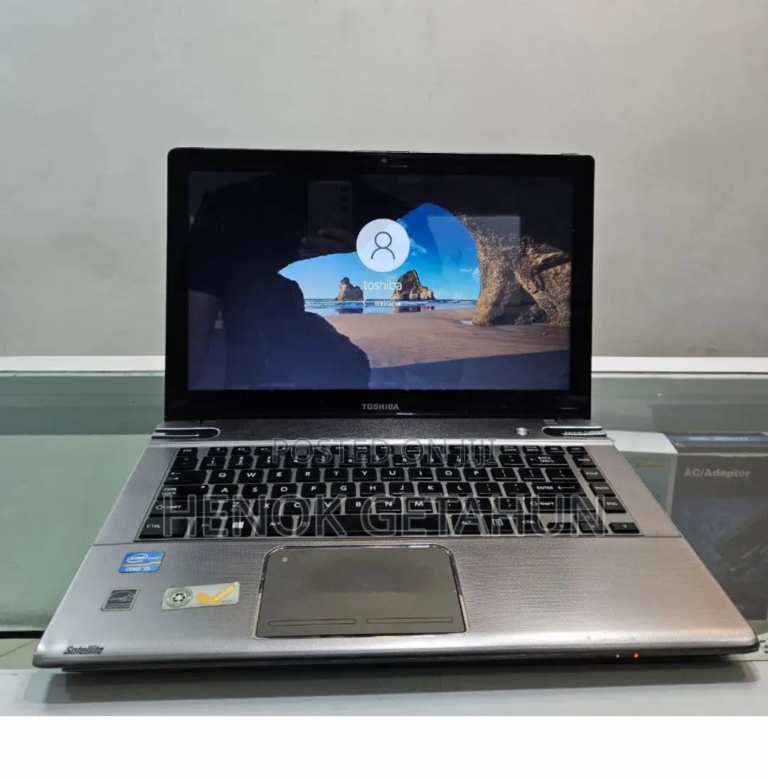 New Laptop Toshiba Satellite C55 4GB Intel Core I5 SSD 128GB