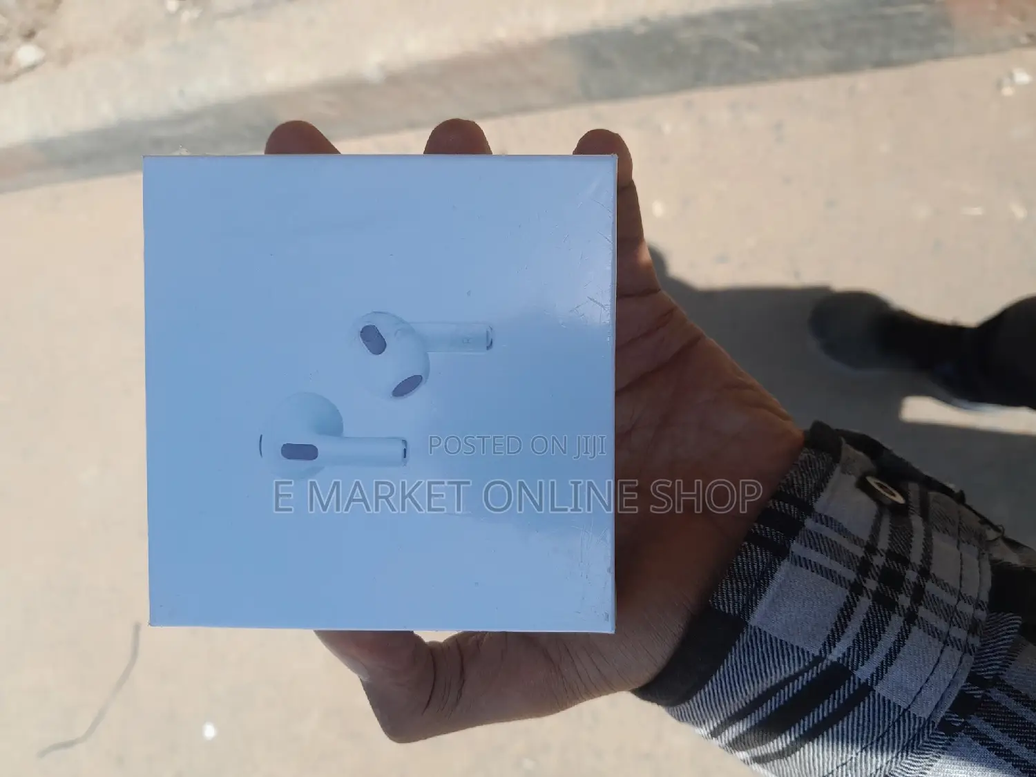 Orignal 3rd Generation White Airpod