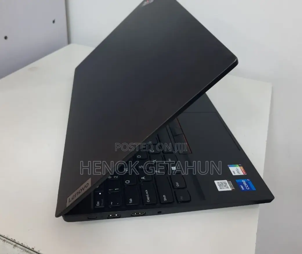 New Laptop Lenovo ThinkPad Yoga 16GB Intel Core I7 SSD 512GB