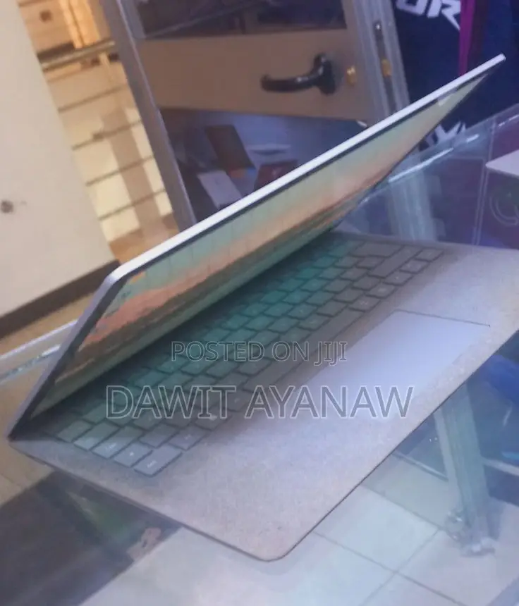 New Laptop Microsoft 16GB Intel Core I7 SSD 512GB