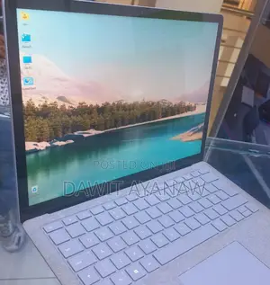 New Laptop Microsoft 16GB Intel Core I7 SSD 512GB