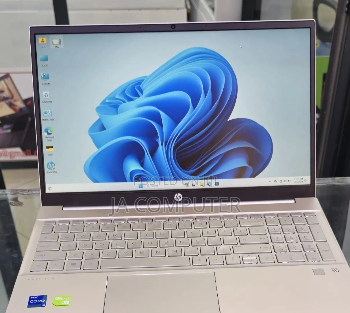 New Laptop HP Pavilion 15 16GB Intel Core I5 SSD 1T